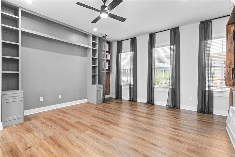 Image for property 4462 Dandelion Lane, Atlanta, GA 30342