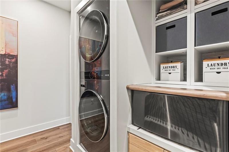Image for property 4462 Dandelion Lane, Atlanta, GA 30342