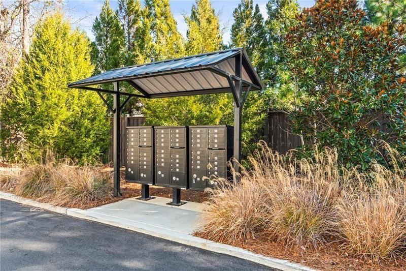 Image for property 4462 Dandelion Lane, Atlanta, GA 30342