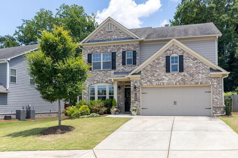 Image for property 2099 Lakeview Bend Way, Buford, GA 30519