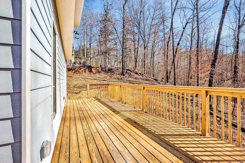 Image for property 727 Copper Trace Way, Woodstock, GA 30189