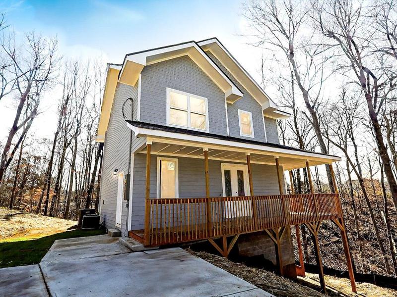 Image for property 727 Copper Trace Way, Woodstock, GA 30189