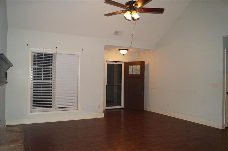 Image for property 328 Willow Springs Drive, Dallas, GA 30132
