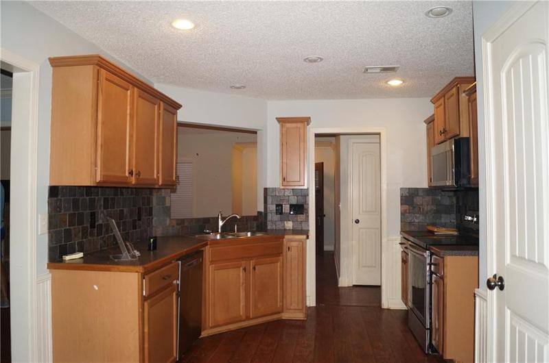 Image for property 328 Willow Springs Drive, Dallas, GA 30132