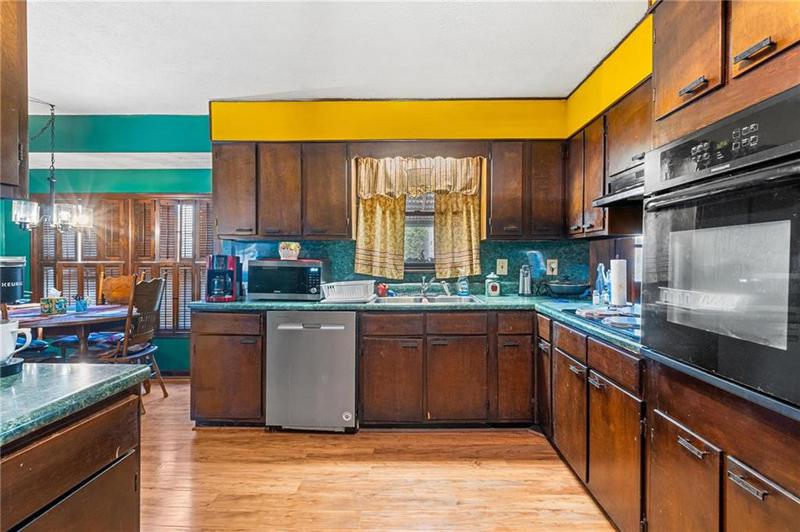 Image for property 693 Trailwood Drive, Riverdale, GA 30274