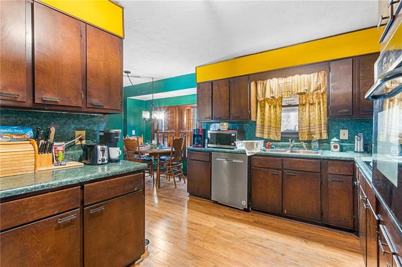 Image for property 693 Trailwood Drive, Riverdale, GA 30274