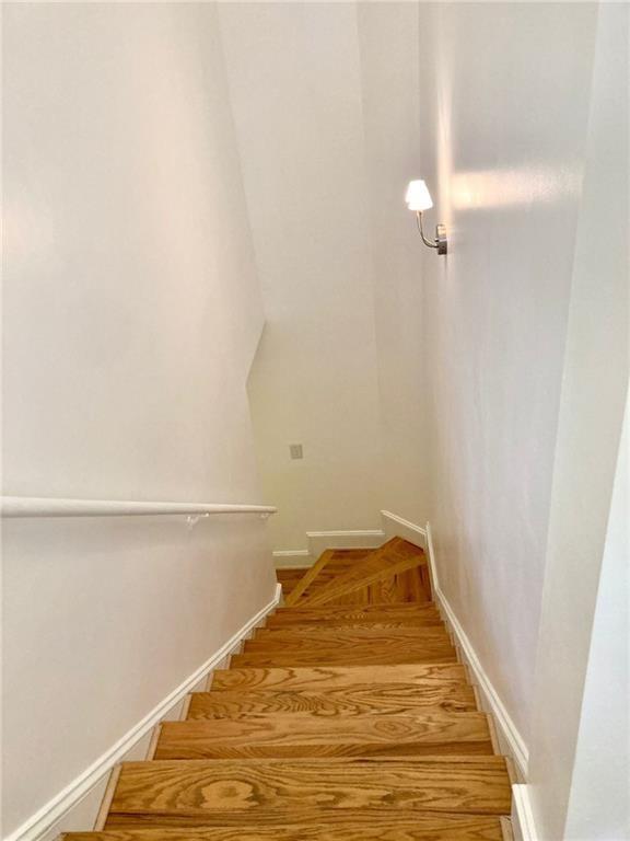 Image for property 2855 Peachtree Road 114, Atlanta, GA 30305