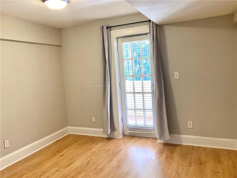 Image for property 2855 Peachtree Road 114, Atlanta, GA 30305