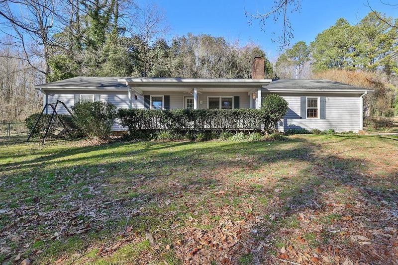 Image for property 2733 Old Dawsonville Road, Gainesville, GA 30506