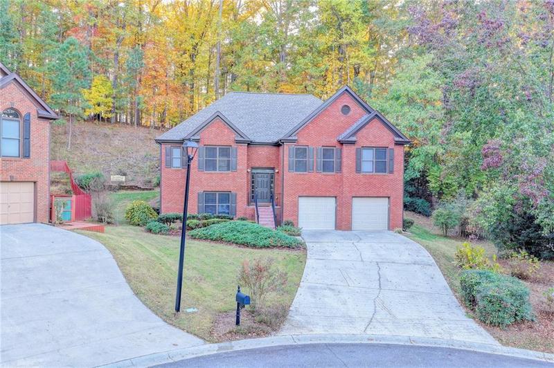 Image for property 655 Golden Meadows Lane, Suwanee, GA 30024