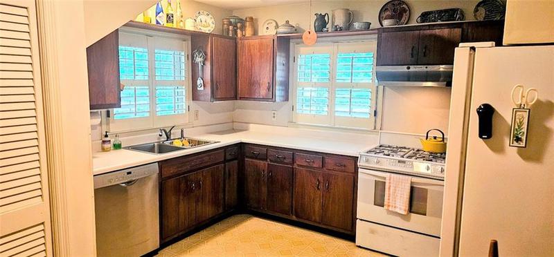 Image for property 11 Wiley Drive, Thomaston, GA 30286