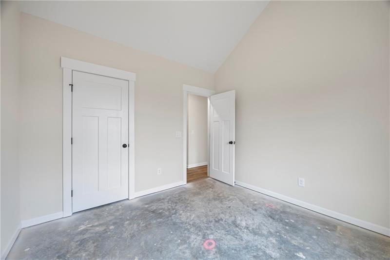 Image for property 561 Racetrack Road, Toccoa, GA 30577