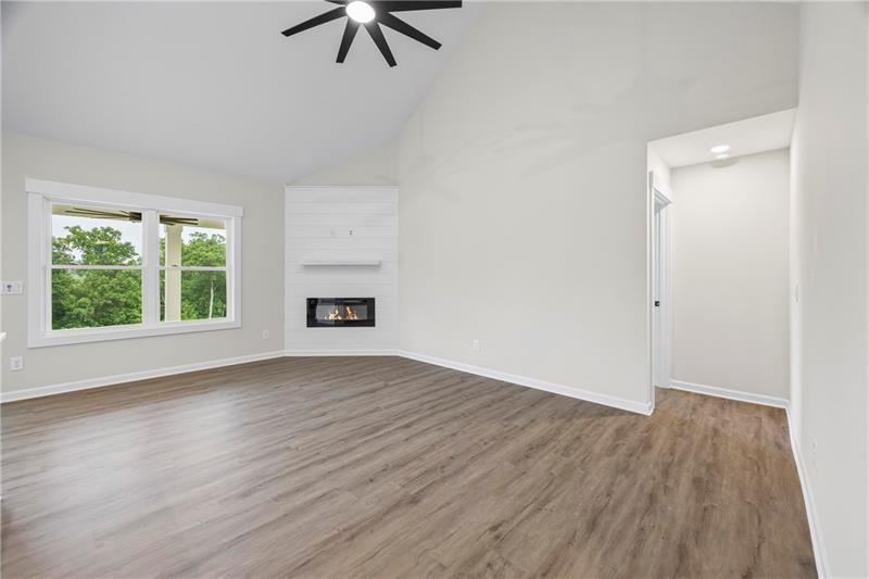 Image for property 561 Racetrack Road, Toccoa, GA 30577