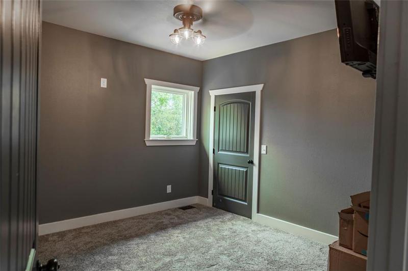 Image for property 67 STEPHENS Drive, Cleveland, GA 30528