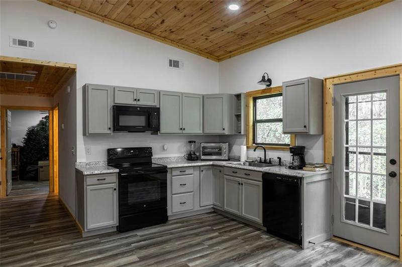Image for property 67 STEPHENS Drive, Cleveland, GA 30528