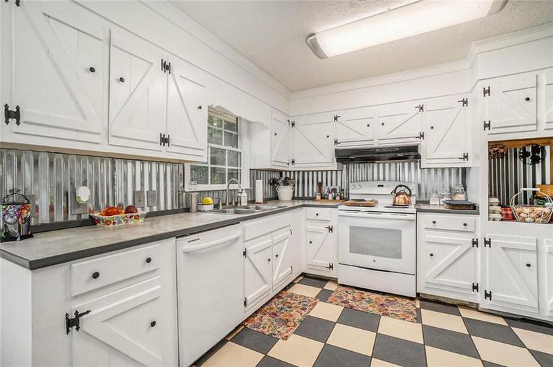 Image for property 1736 Pleasant Grove Road, Temple, GA 30179