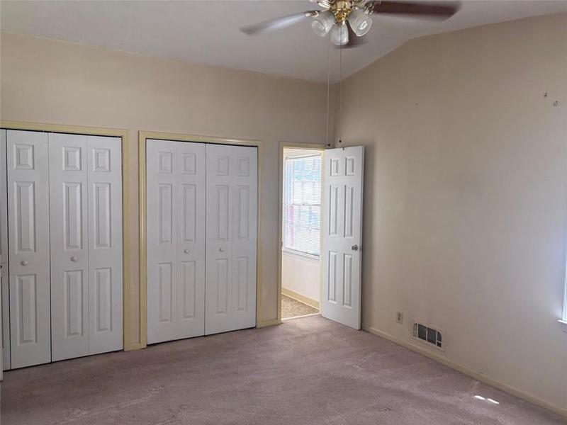 Image for property 618 ROCKBOROUGH Drive, Stone Mountain, GA 30083