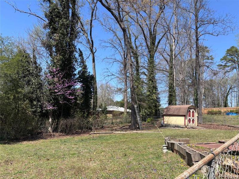 Image for property 618 ROCKBOROUGH Drive, Stone Mountain, GA 30083