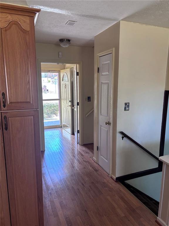 Image for property 618 ROCKBOROUGH Drive, Stone Mountain, GA 30083