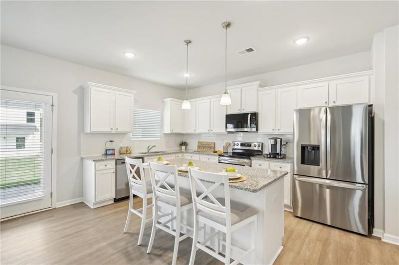 Image for property 2010 Wyndham Place, Conyers, GA 30013