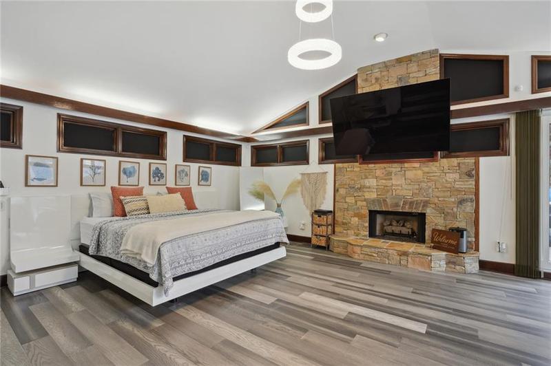 Image for property 2440 Emerald Drive, Jonesboro, GA 30236