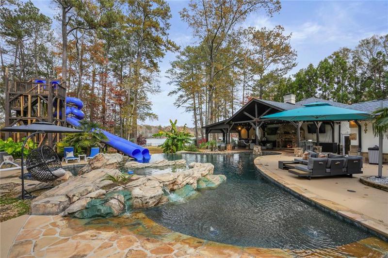 Image for property 2440 Emerald Drive, Jonesboro, GA 30236
