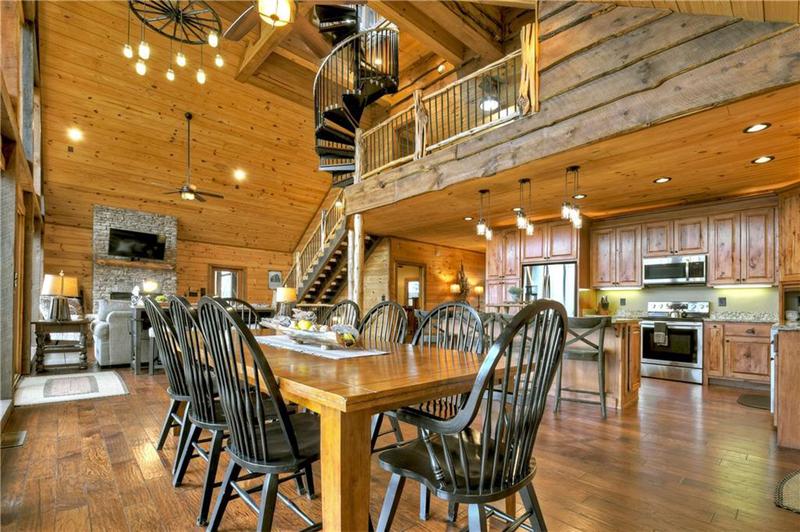 Image for property 904 Raccoon Road, Blue Ridge, GA 30513