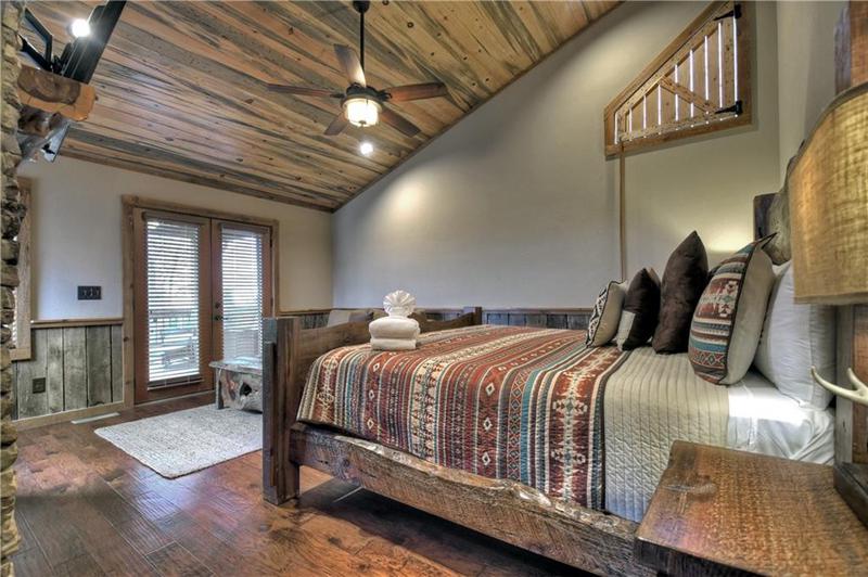 Image for property 904 Raccoon Road, Blue Ridge, GA 30513