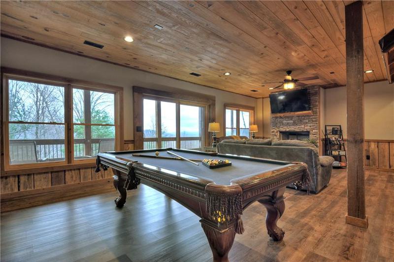 Image for property 904 Raccoon Road, Blue Ridge, GA 30513
