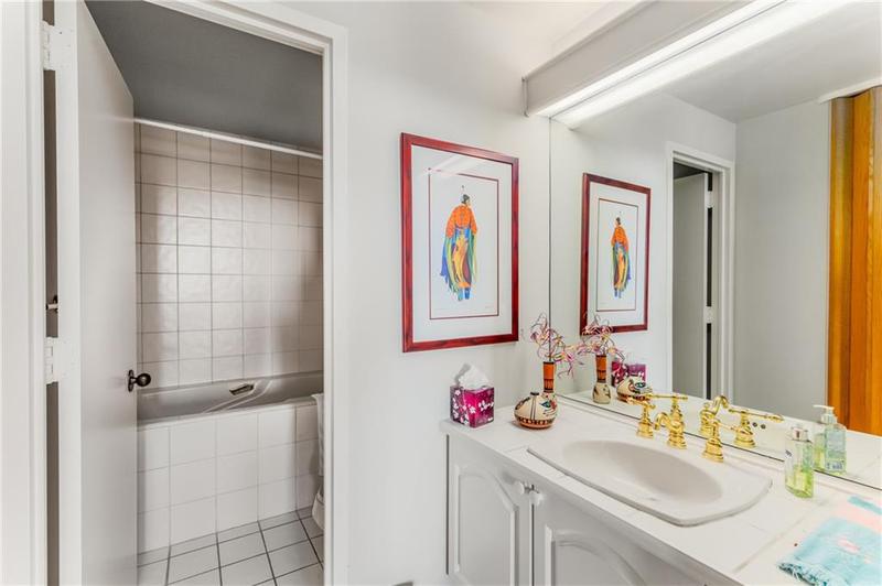 Image for property 2660 Peachtree Road 18G, Atlanta, GA 30305