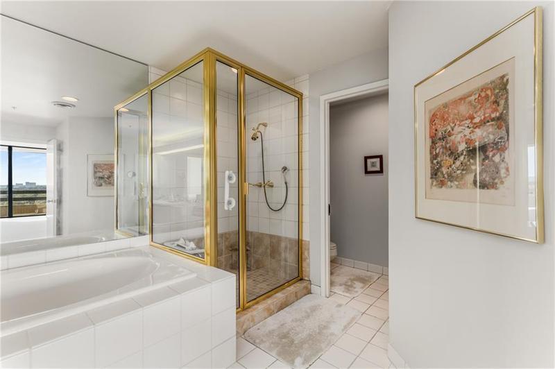 Image for property 2660 Peachtree Road 18G, Atlanta, GA 30305