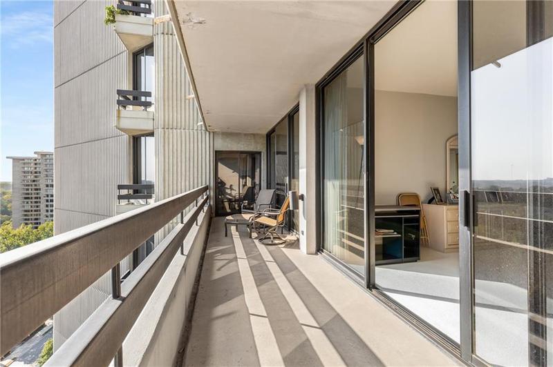 Image for property 2660 Peachtree Road 18G, Atlanta, GA 30305