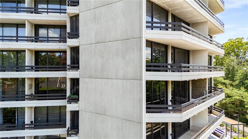 Image for property 2660 Peachtree Road 18G, Atlanta, GA 30305