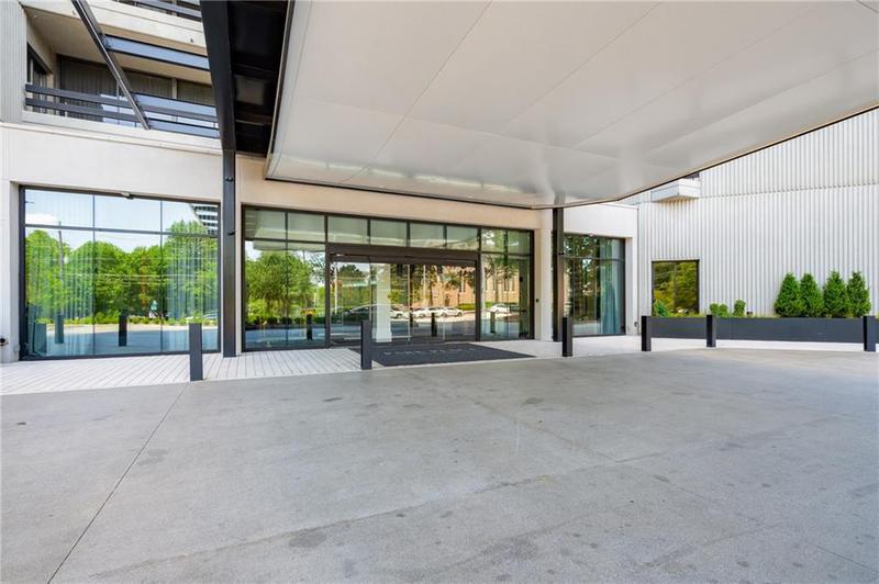 Image for property 2660 Peachtree Road 18G, Atlanta, GA 30305