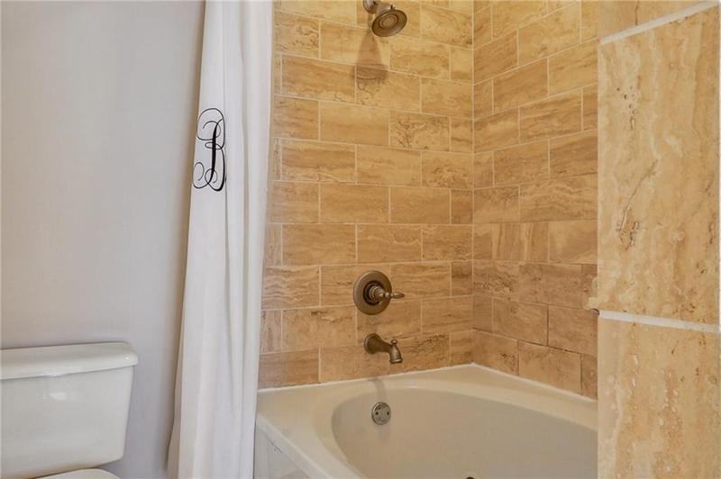 Image for property 2277 Peachtree Road 611, Atlanta, GA 30309