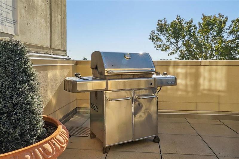 Image for property 2277 Peachtree Road 611, Atlanta, GA 30309