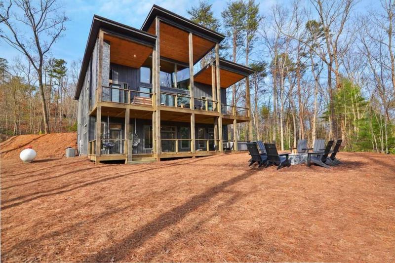 Image for property 650 Brittney Drive, Blue Ridge, GA 30513