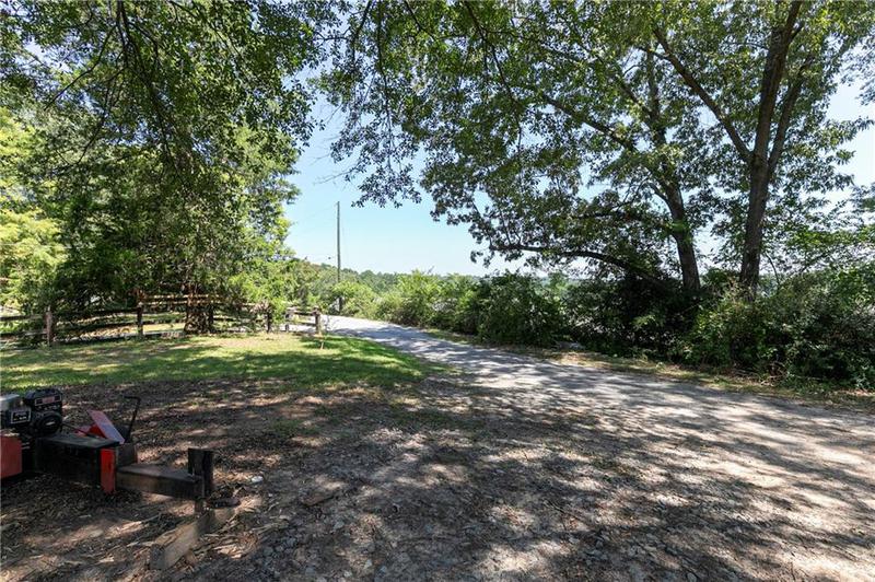 Image for property 5511 Edmondson Lane, Woodstock, GA 30188