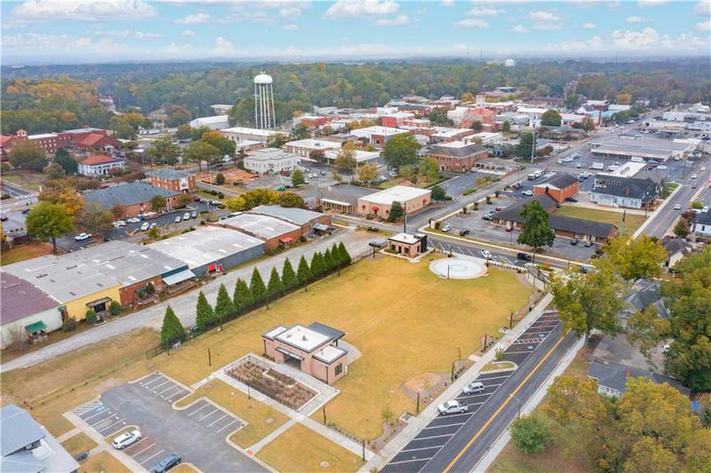 Image for property 722 Lacy Street, Monroe, GA 30655