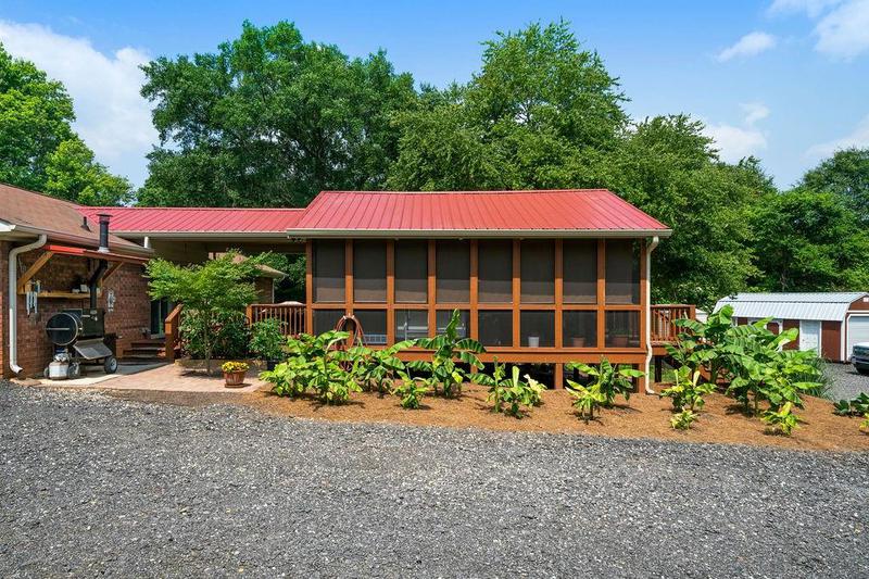 Image for property 81 Laurie Court, Hiram, GA 30141