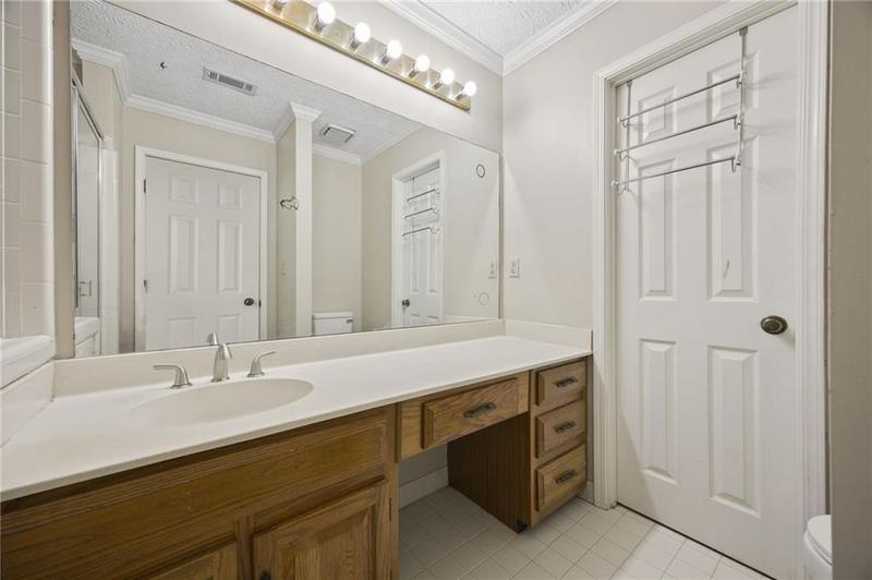 Image for property 6 Dover Trail, Peachtree City, GA 30269