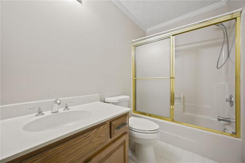 Image for property 6 Dover Trail, Peachtree City, GA 30269