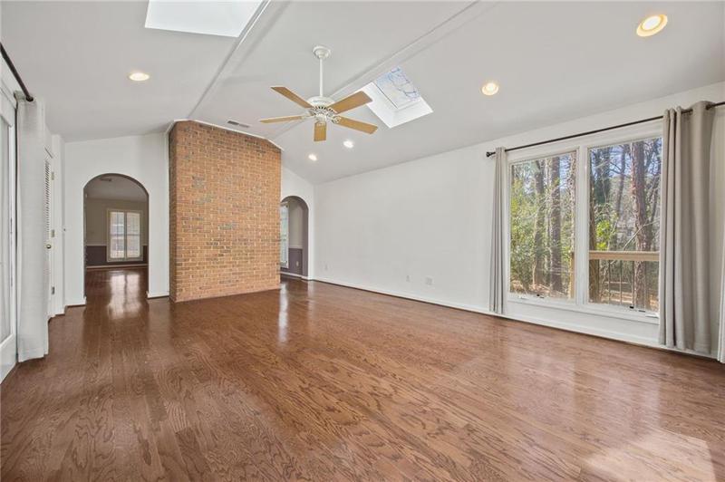 Image for property 6 Dover Trail, Peachtree City, GA 30269
