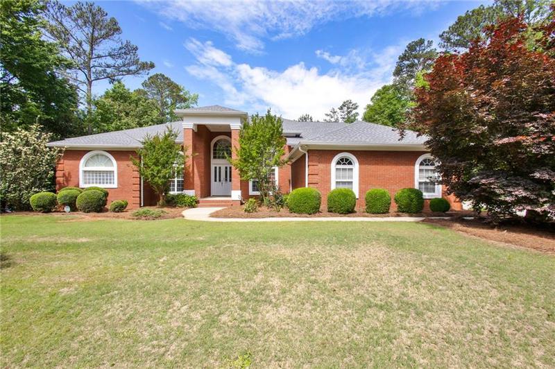 Image for property 385 Windermere Circle, Newnan, GA 30265