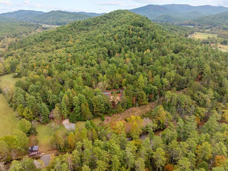 Image for property 292 Silver Fox Trail, Blue Ridge, GA 30513