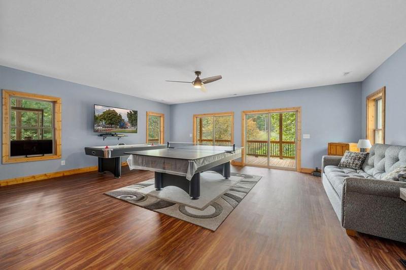 Image for property 292 Silver Fox Trail, Blue Ridge, GA 30513