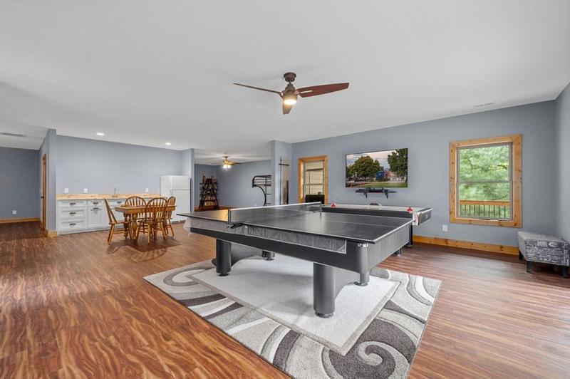 Image for property 292 Silver Fox Trail, Blue Ridge, GA 30513