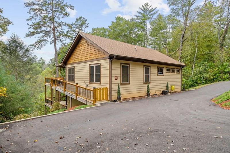 Image for property 292 Silver Fox Trail, Blue Ridge, GA 30513