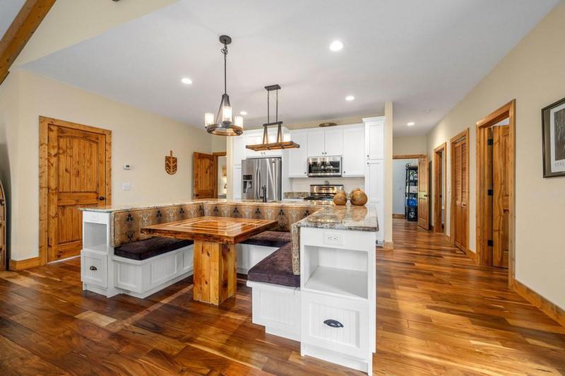 Image for property 292 Silver Fox Trail, Blue Ridge, GA 30513