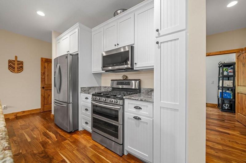 Image for property 292 Silver Fox Trail, Blue Ridge, GA 30513